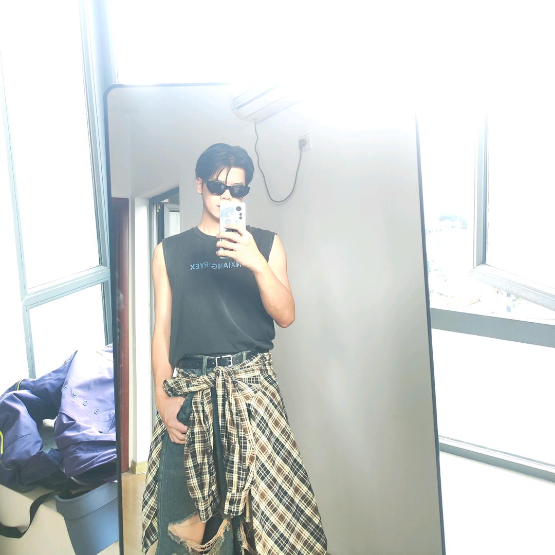 湖南八零后食品-颜佩超