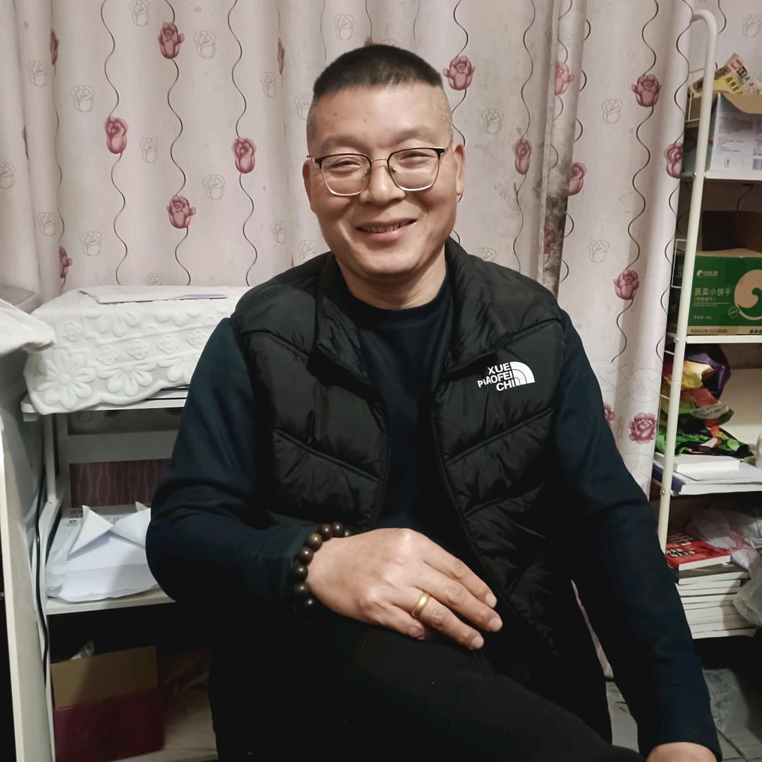 牛哥逮黄蟮