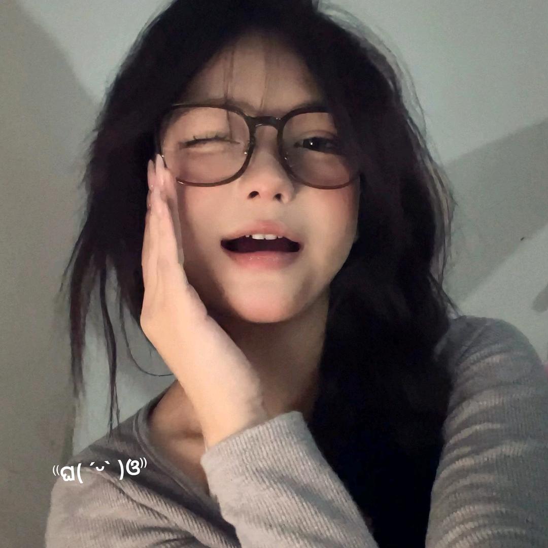小皇帝👑.