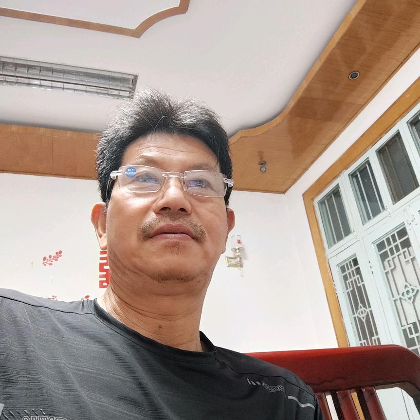 年少离家