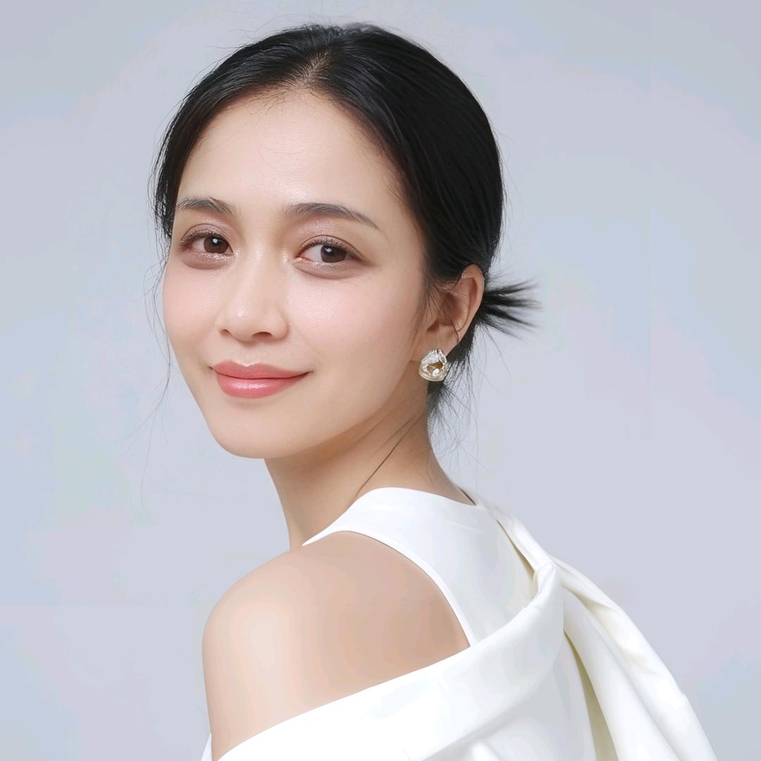 泽玲吖