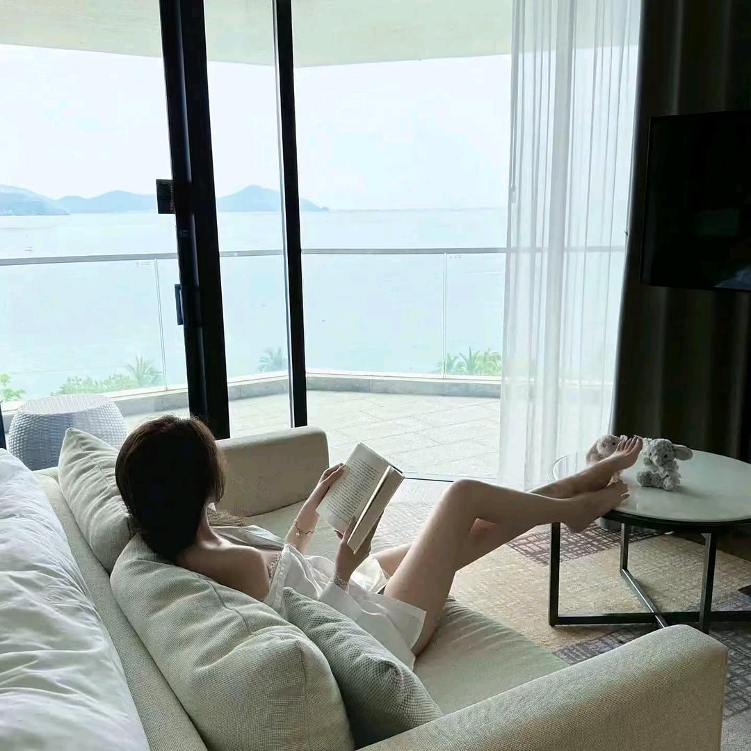 小馨^