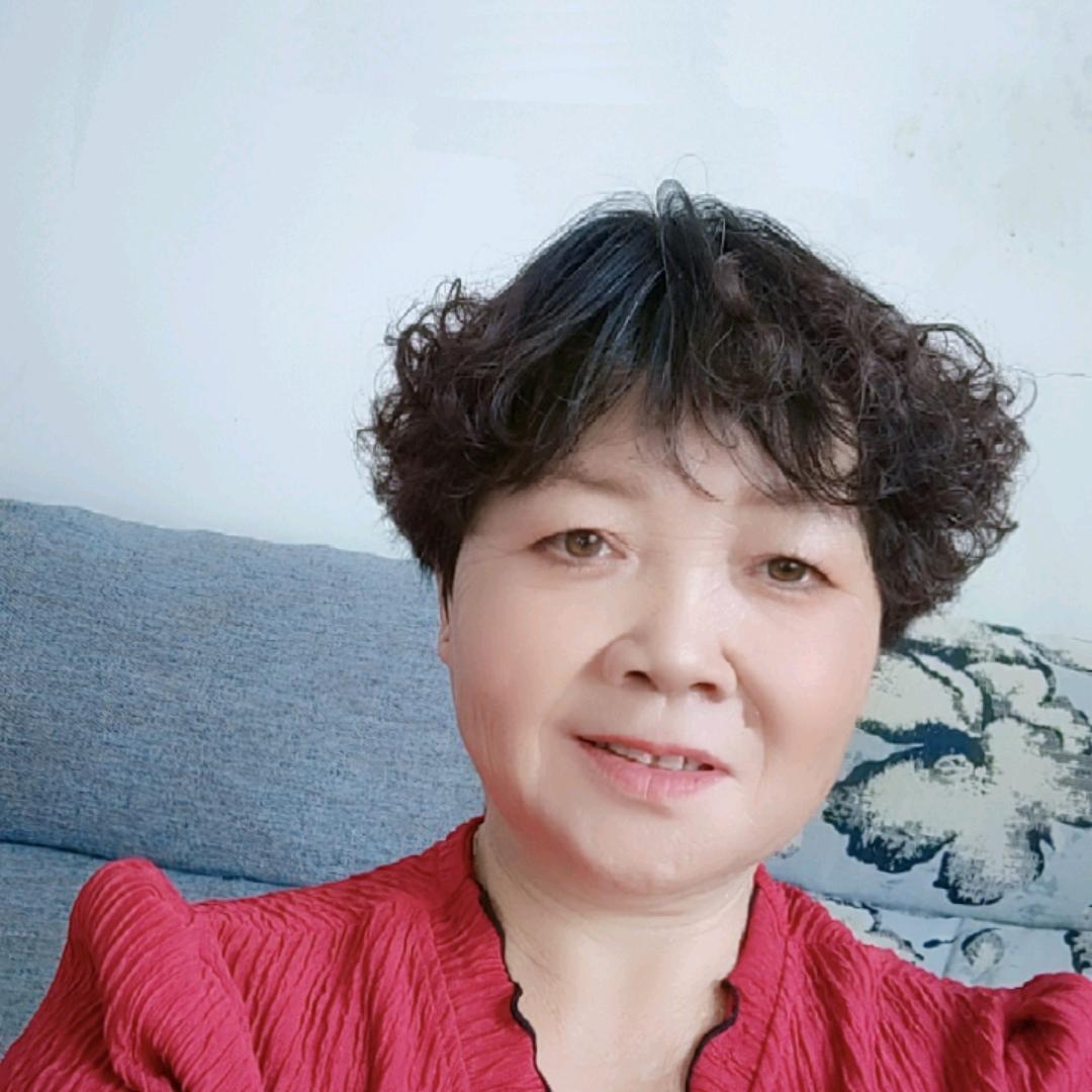 楠楠奶奶(首播)晚上8点30分