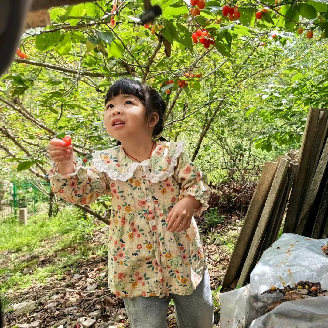 荣姐首播走路聊天主播9月9号晚上4：10