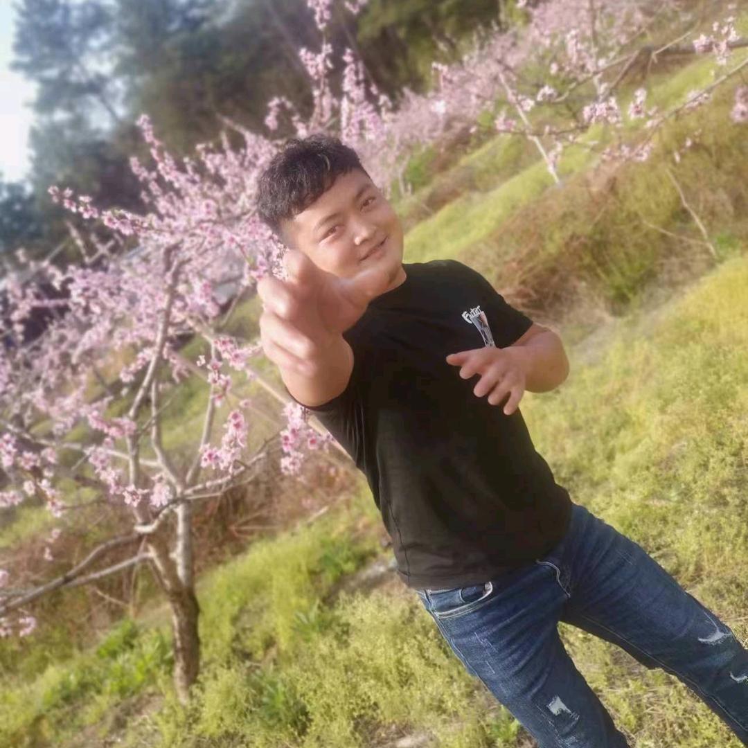 二铁匠(打铁靠本身)