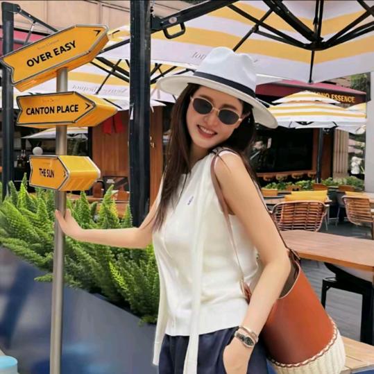 玉美华新品穿搭馆