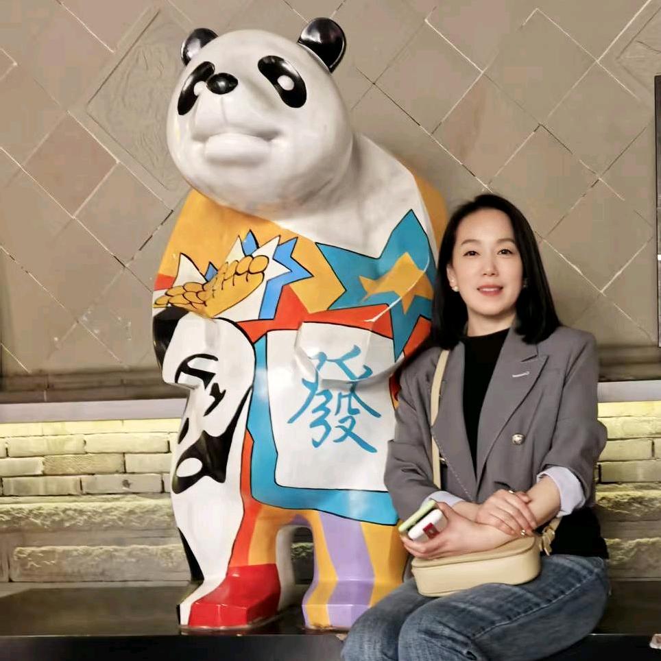 林河玻璃石姐