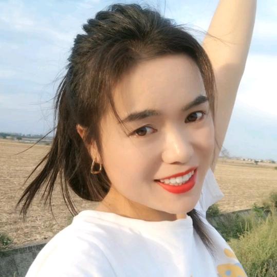 (ಥ_ಥ)愛財🍀愛己✪ω✪