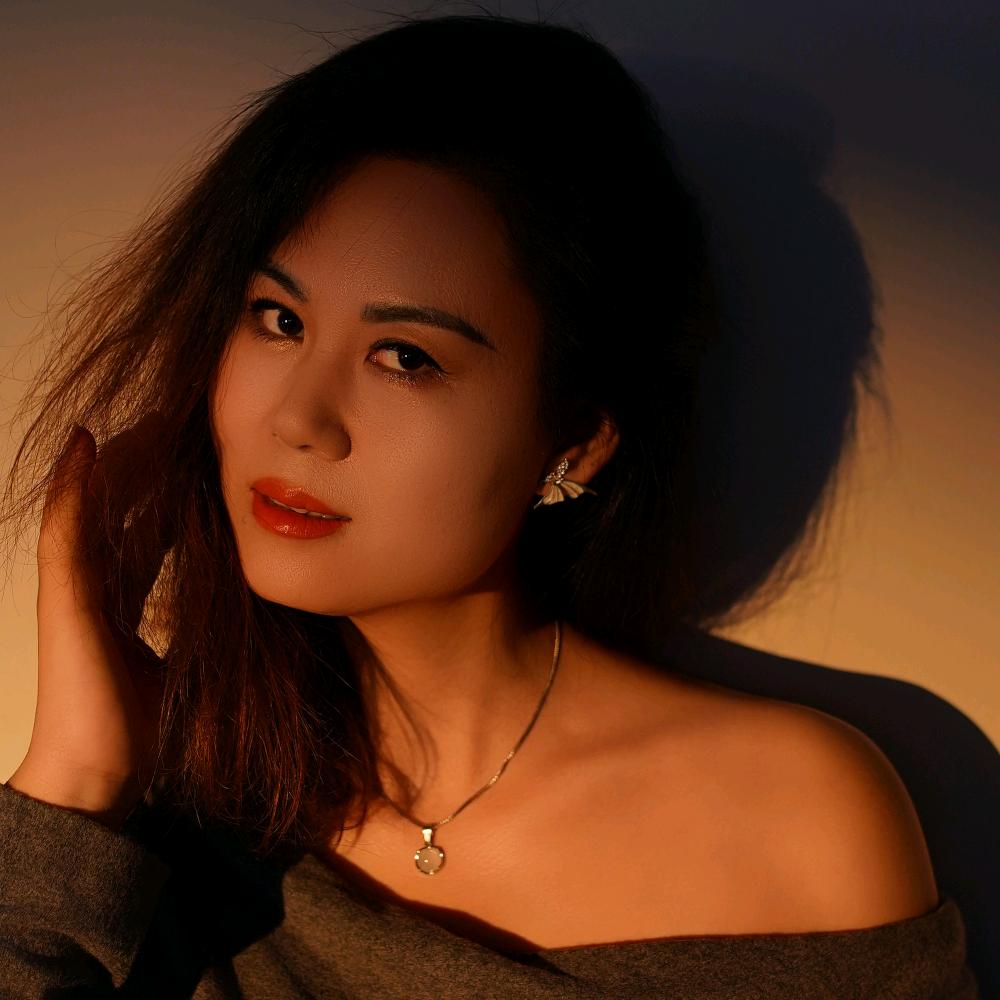 莉莉阿姨