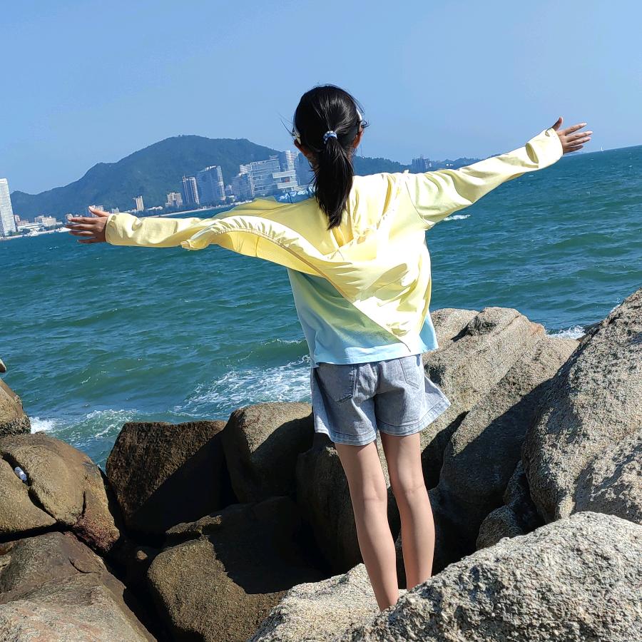 左手牵右手