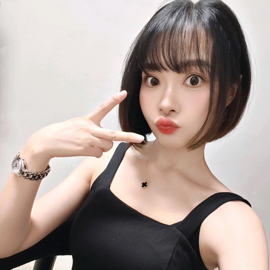 田甜甜甜