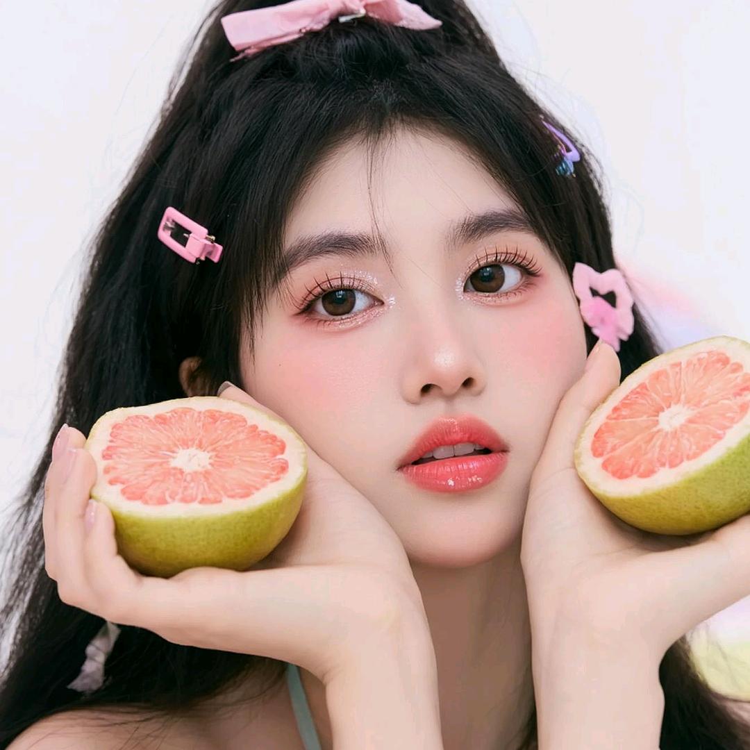 云 凤 吃不饱