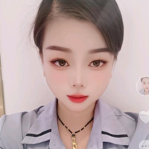 小曼小姐姐