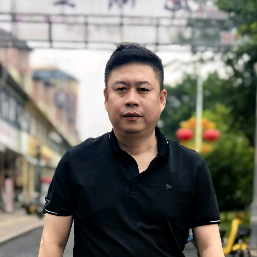 军哥，