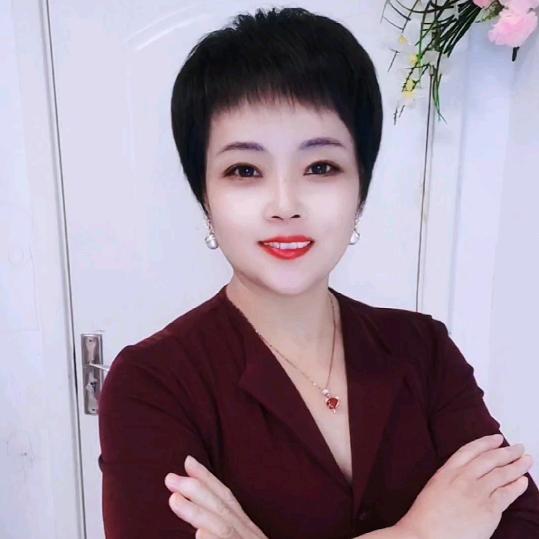何月荣