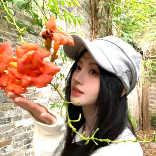 ^棠雾祎✿(开学不活)