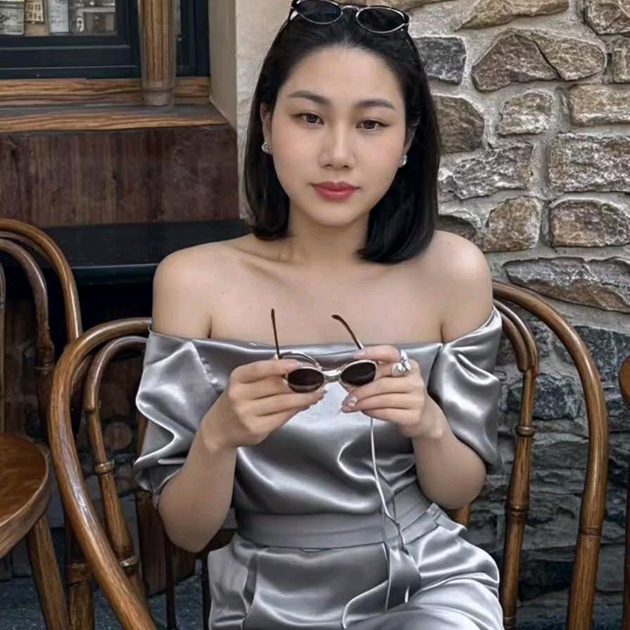 华姐下桥腌粉炒粉各种小吃都有