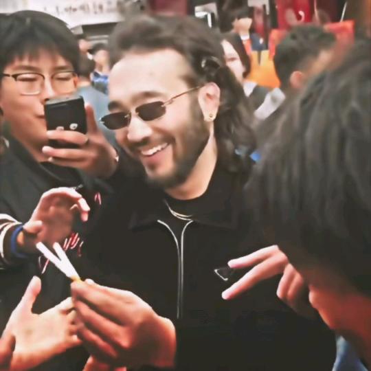 衫
