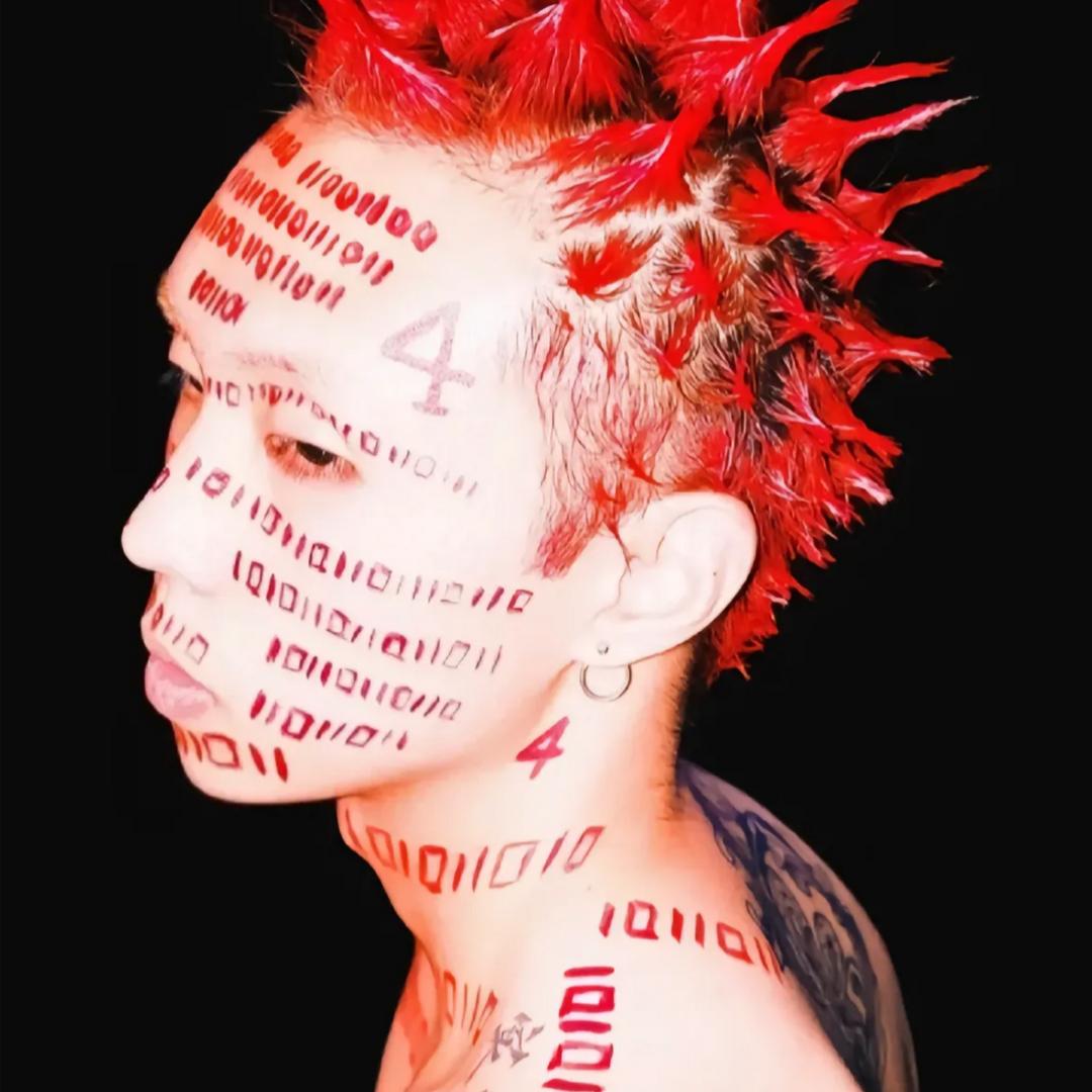 不拿手机跑路了