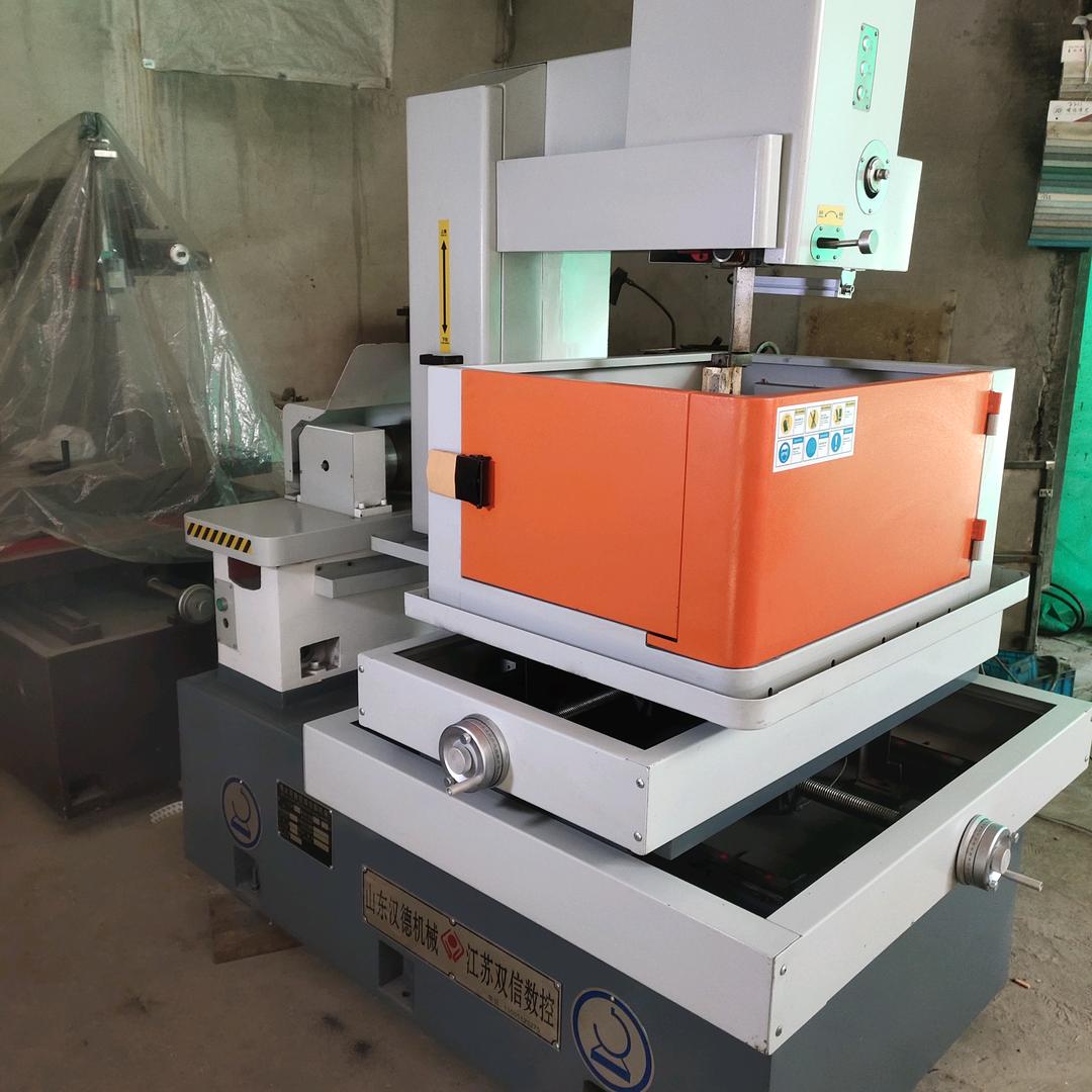 泰州市双信数控机床厂