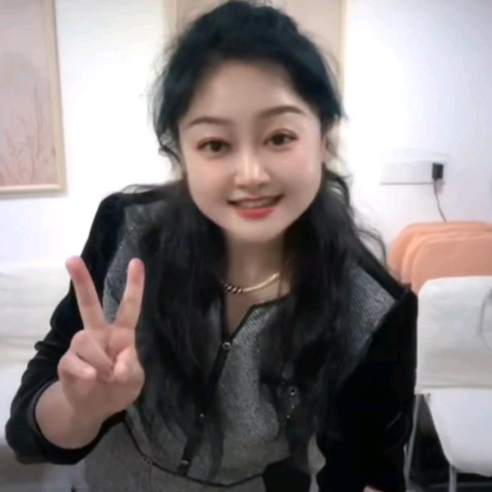 能能爱书法早上4:28直播