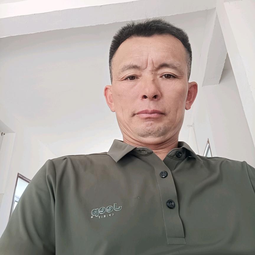 刘春初