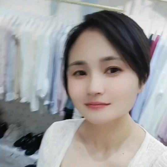 金喜女装👄鹰潭欣新路