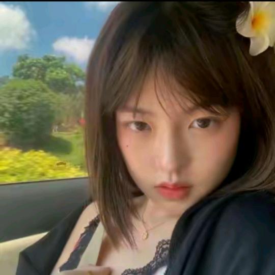 琳琳呢。