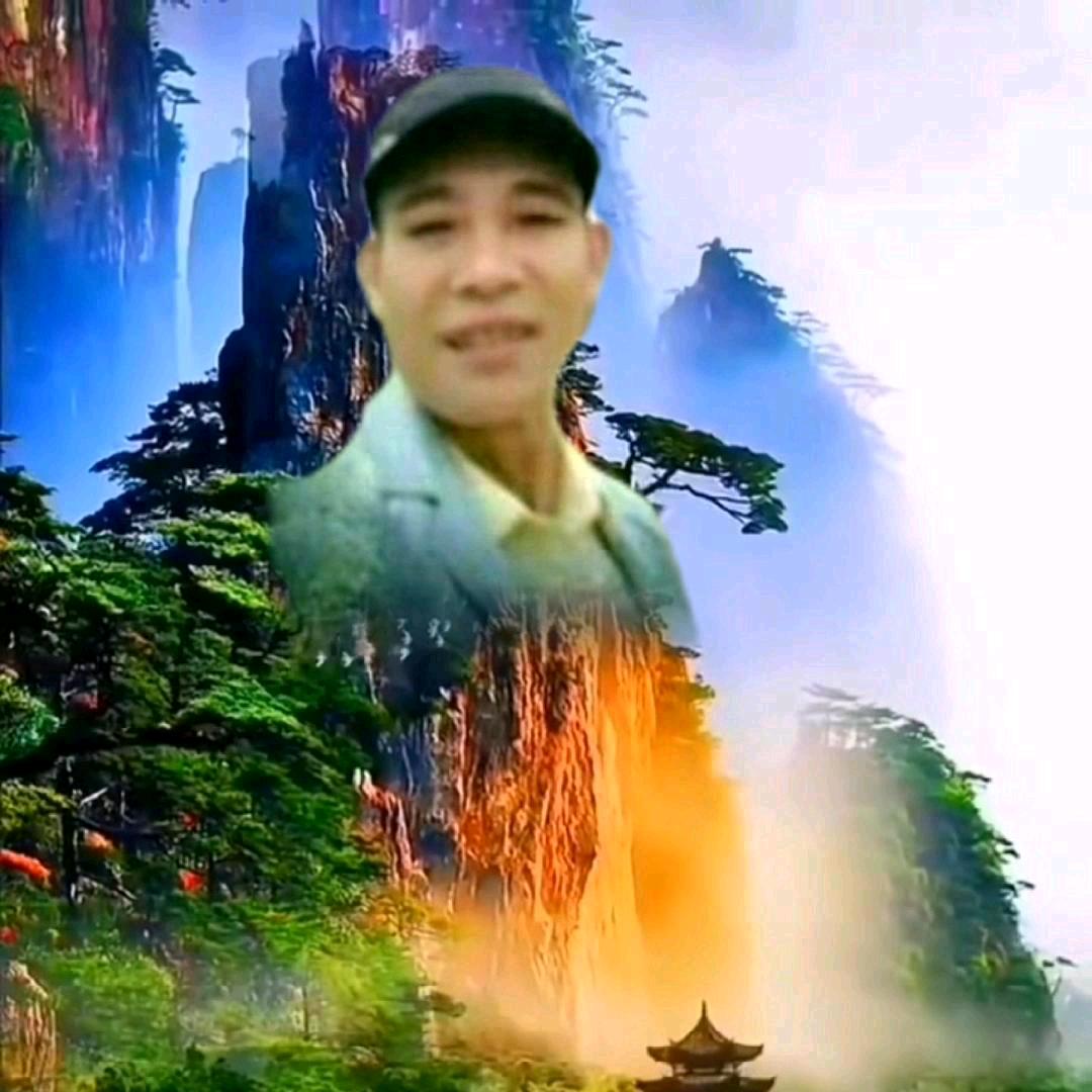 山鹰一追星赶月