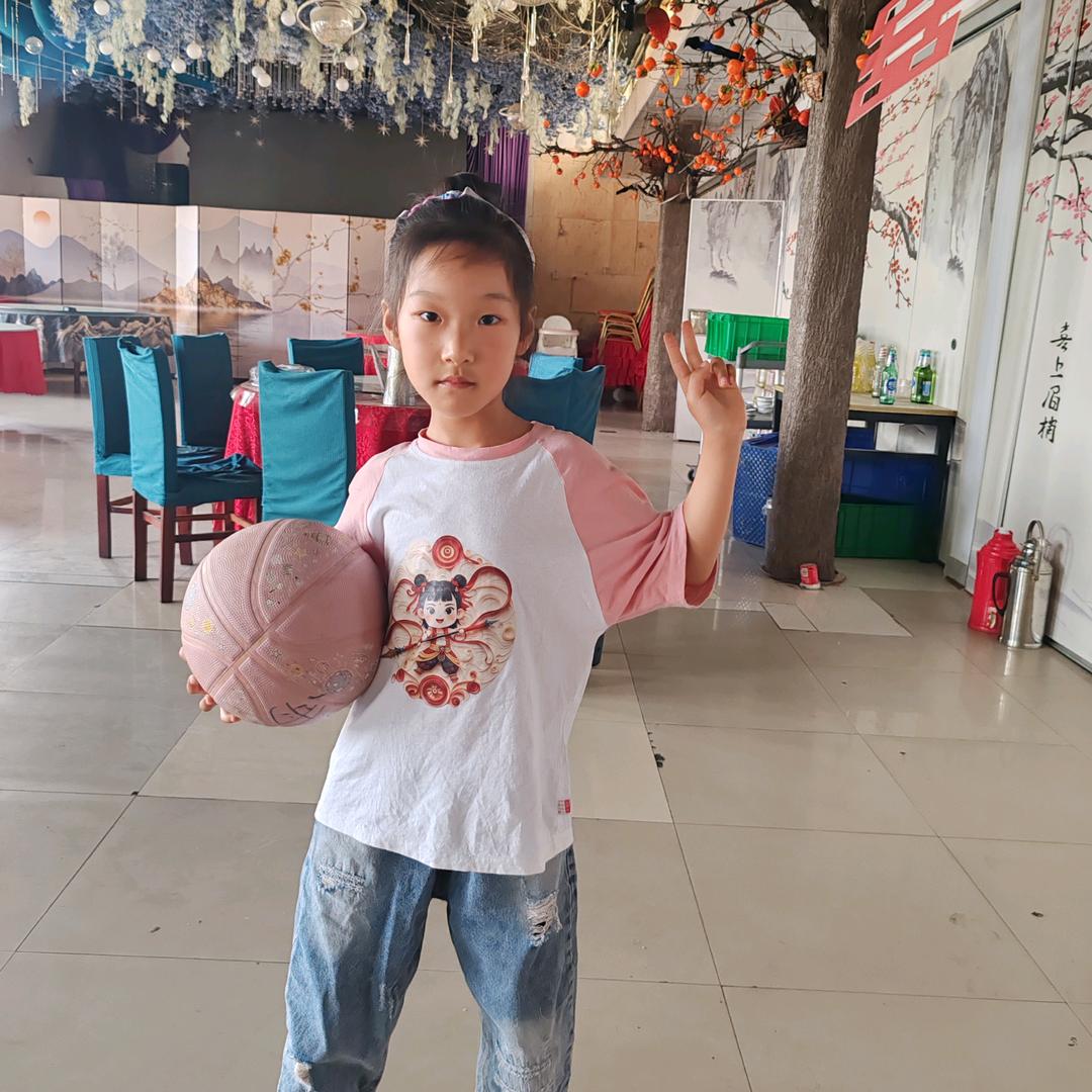 厨留香美食餐厅小尼
