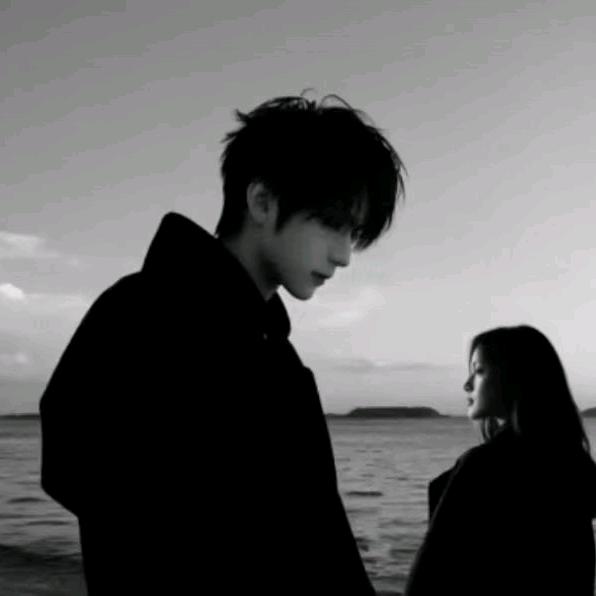 把我困在回忆里