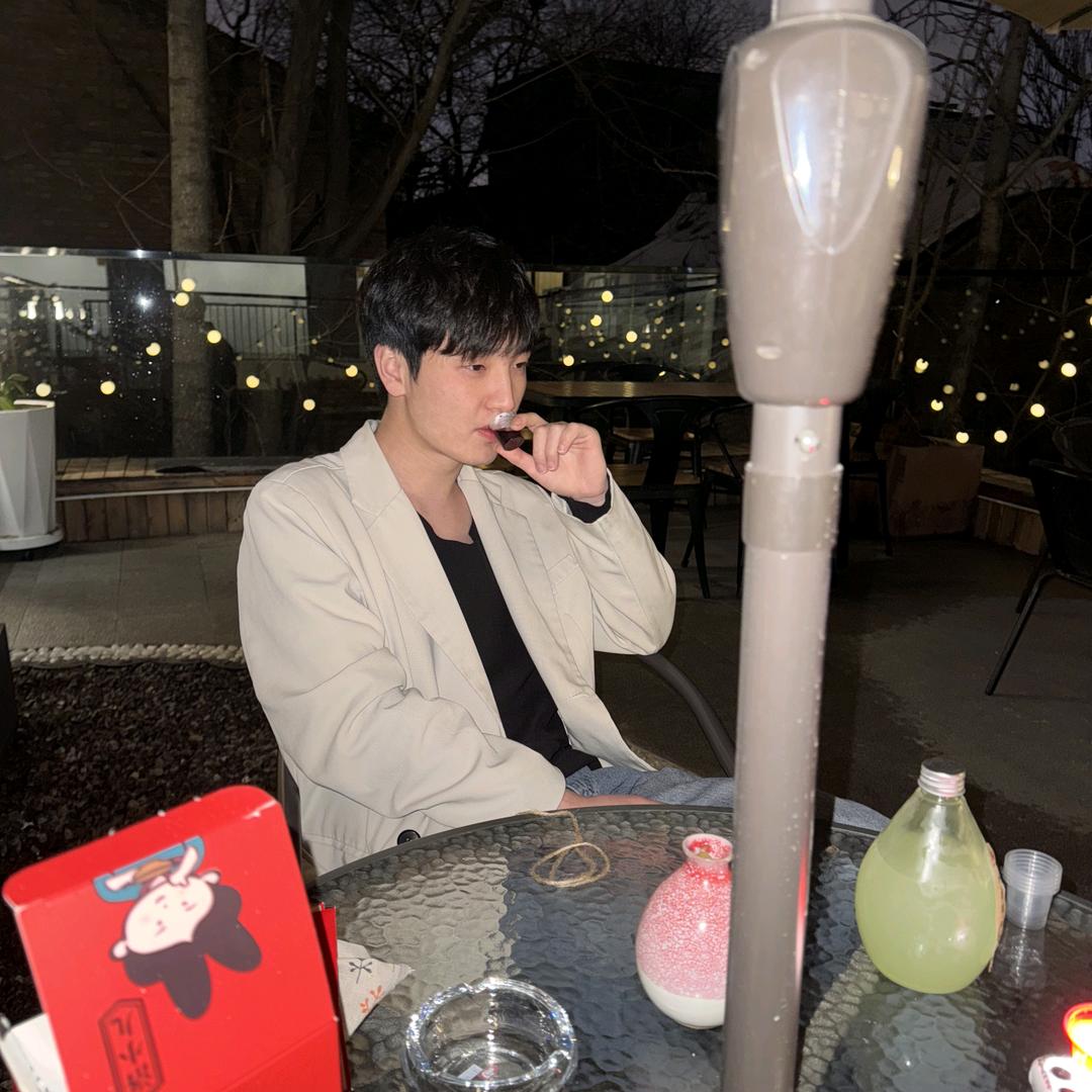 烟花不白说