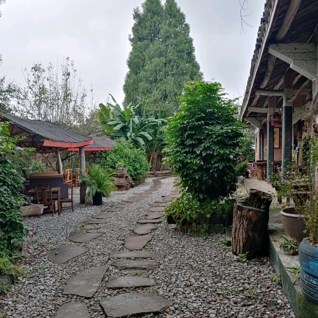 自然绿·生态农庄（小院+民宿）