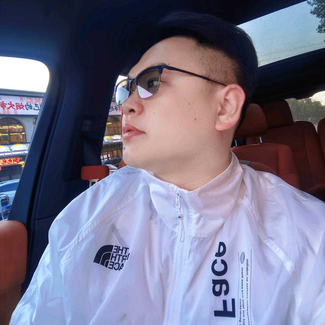 刘有才。