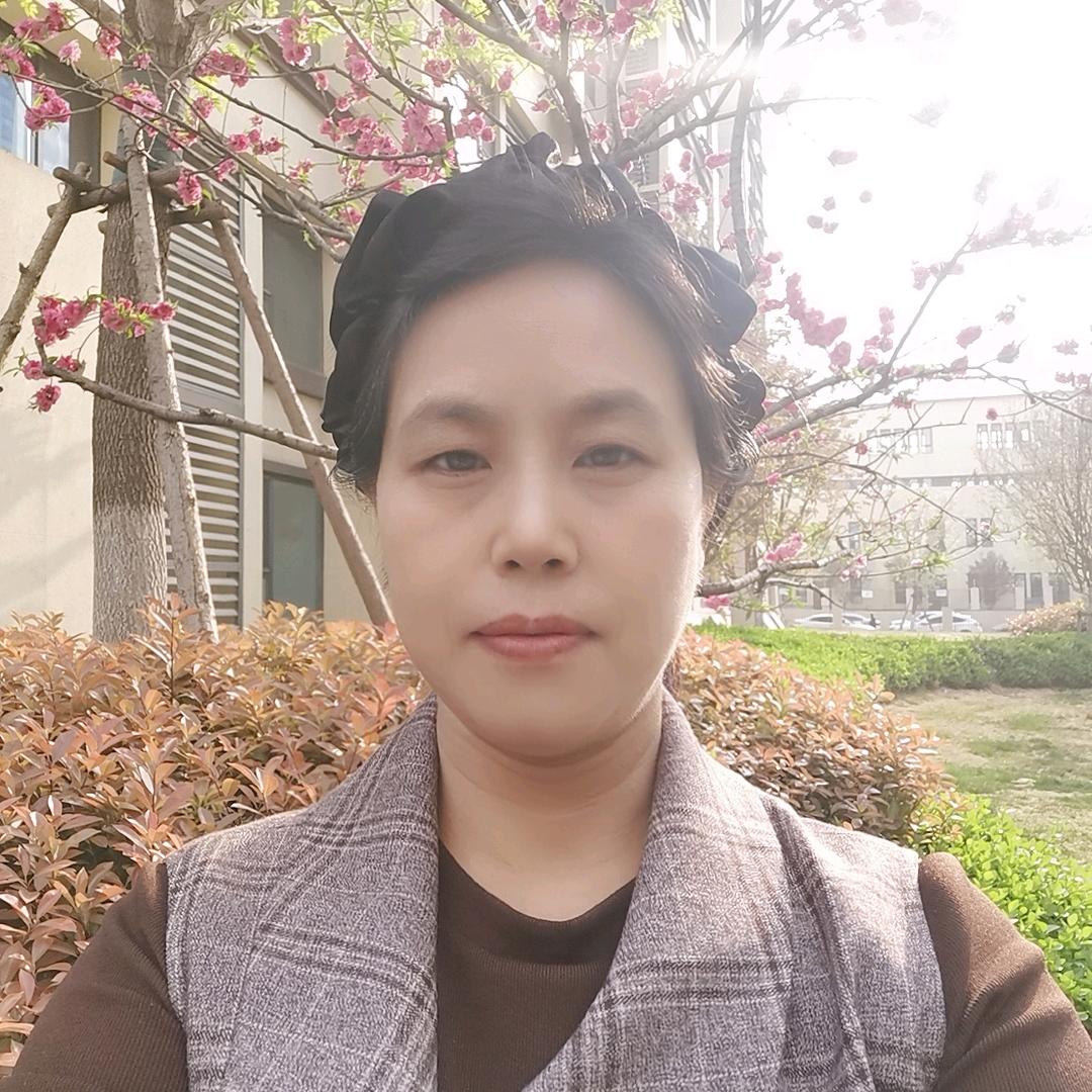 莉莉姐首播筹备中
