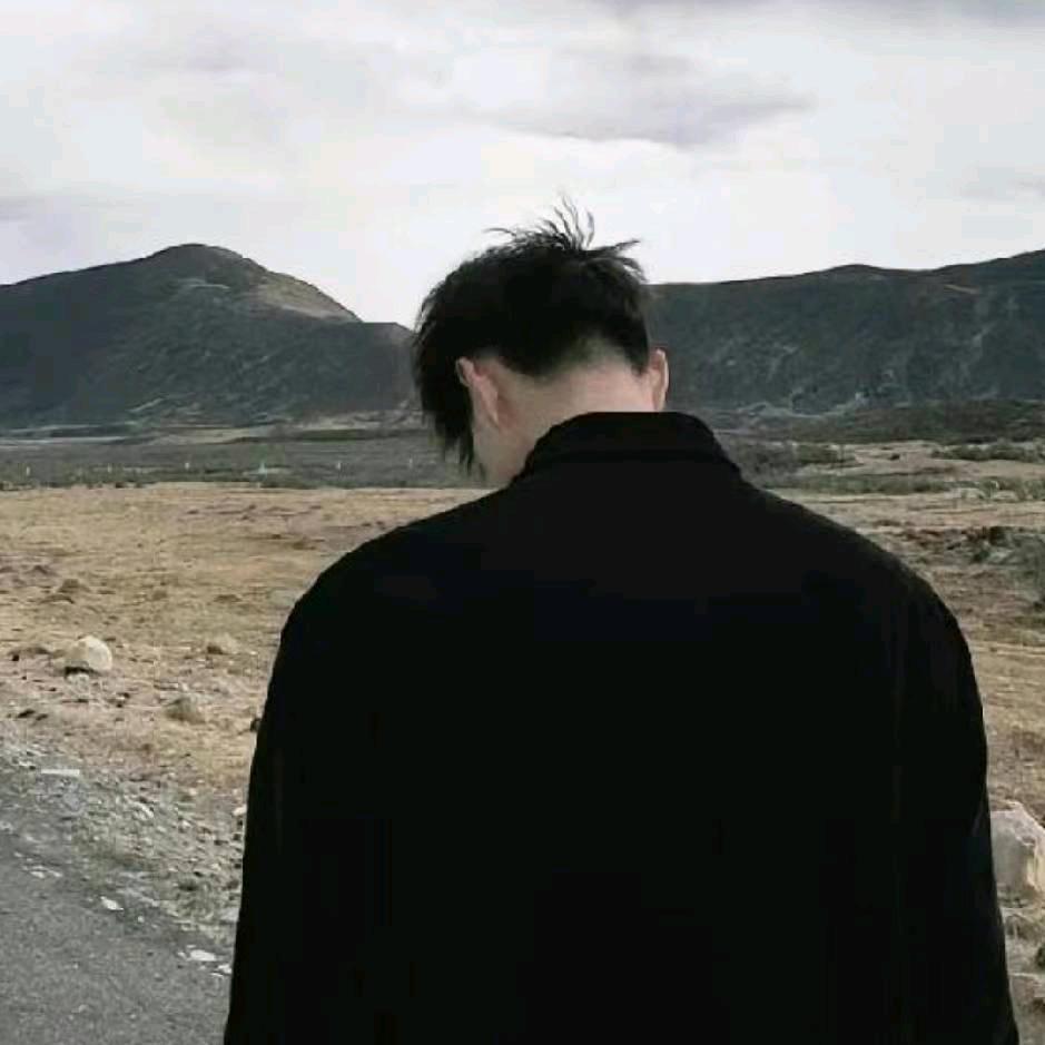 。，。,