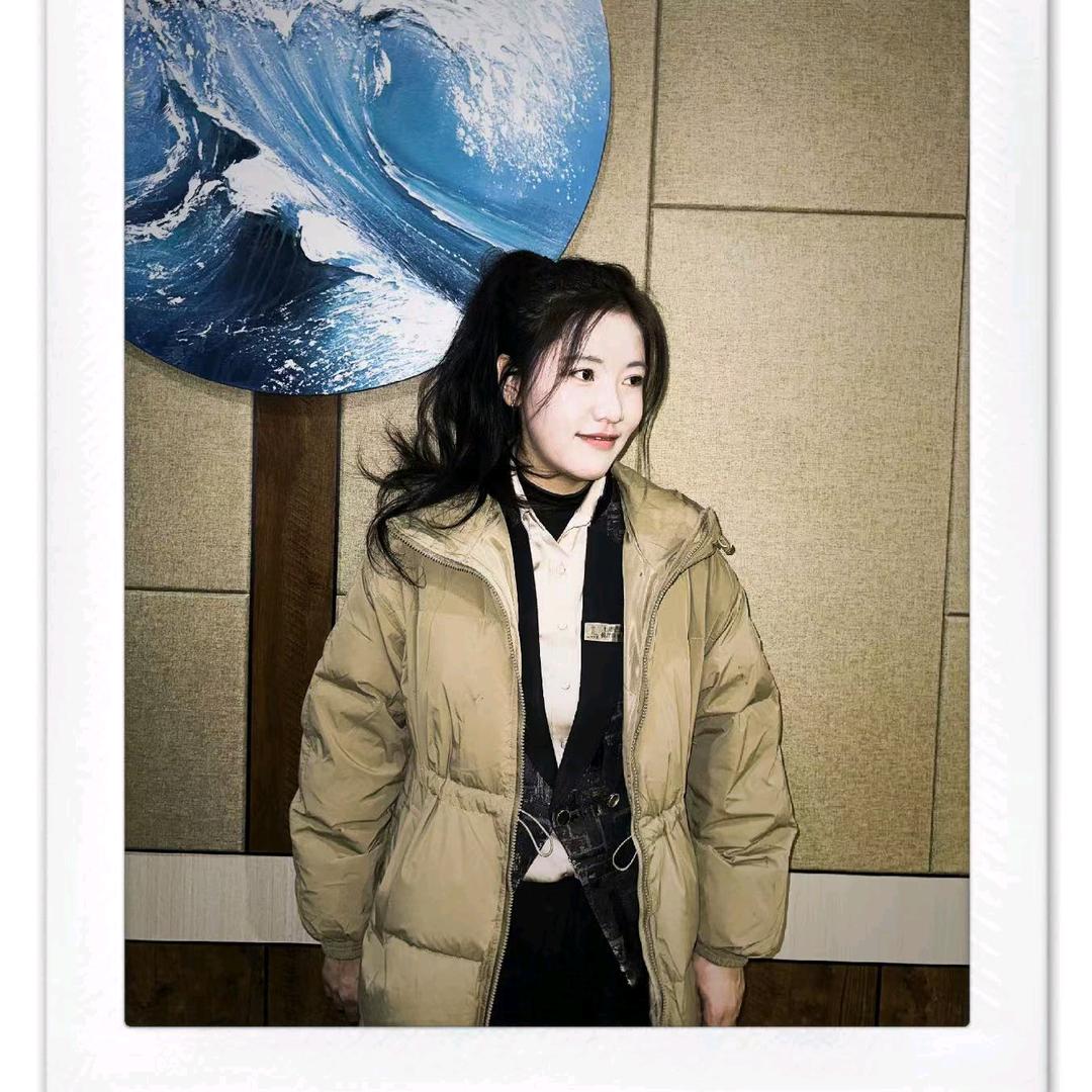 👉爱笑女孩👈