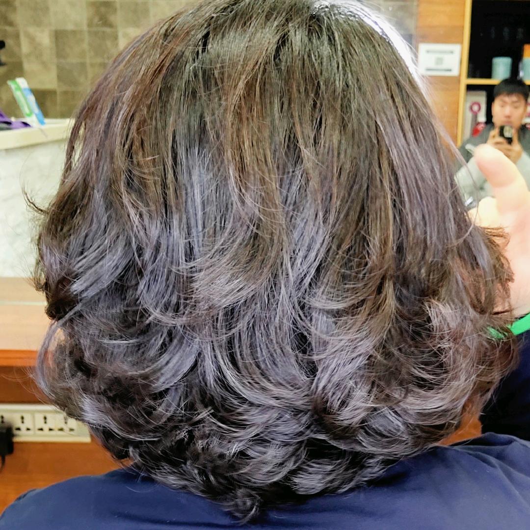蒋金/烫发