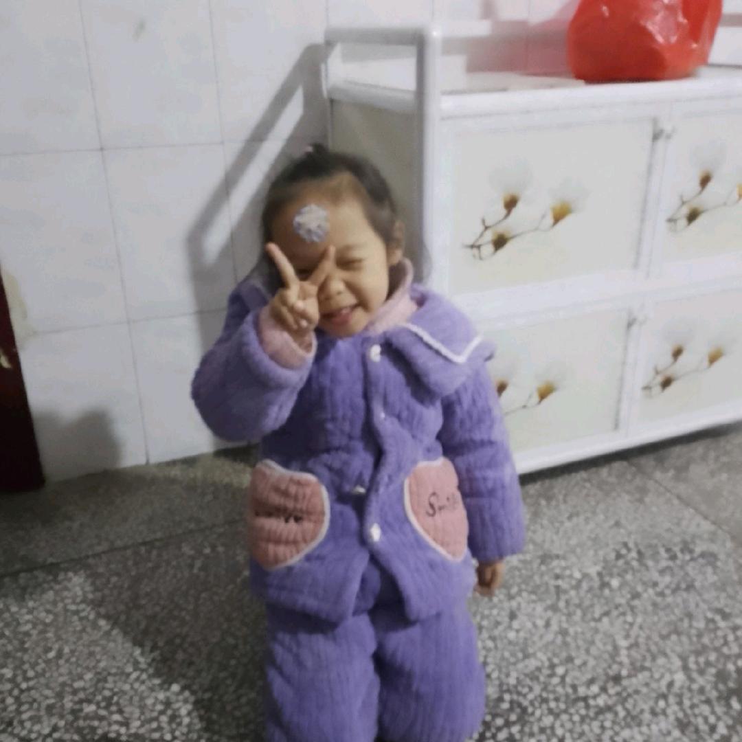 李航航