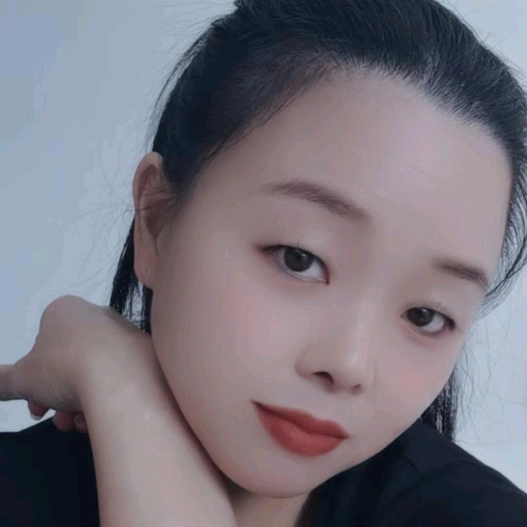 艳艳的衣橱穿搭🌹☔️