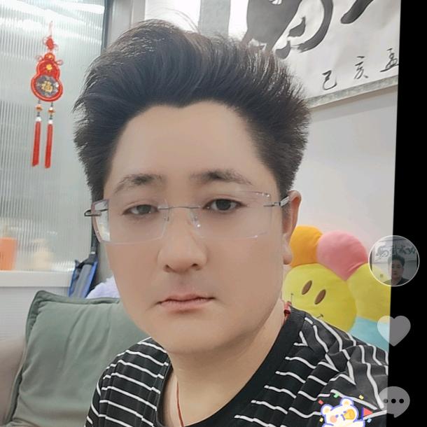 小磊 哥