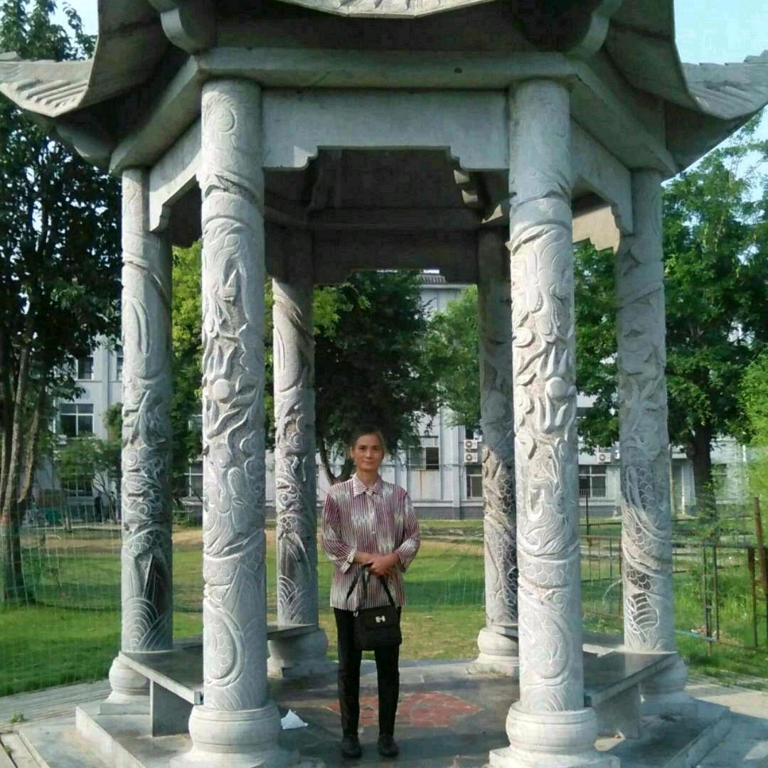 知足常乐 .