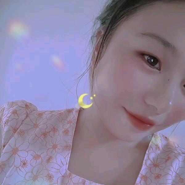 肉肉他妈👧🏻头像