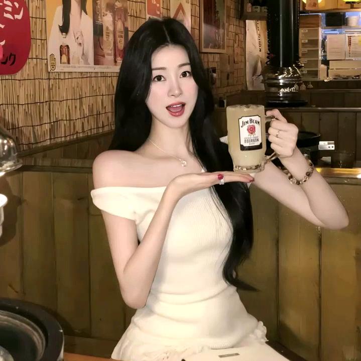 (๑ت๑)小茂茂 ୧⍢⃝୨૧(●´৺`