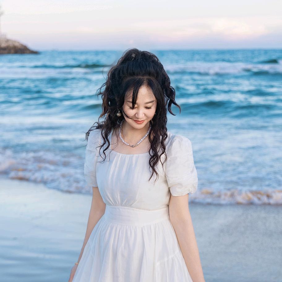 💞🌿嫣然一笑💋🐬(70后)