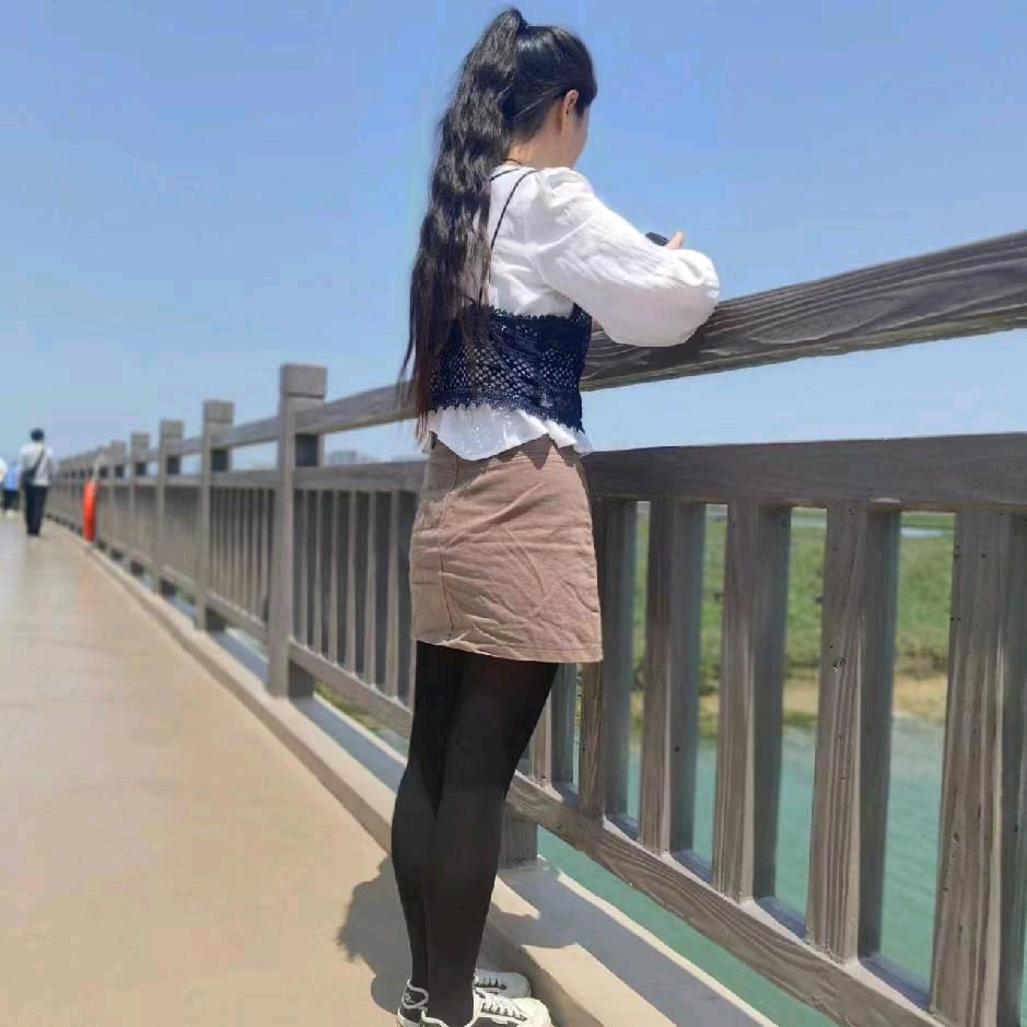 ༊ღ᭄毕节小辣妹༊ღ᭄不谈感情和爱情