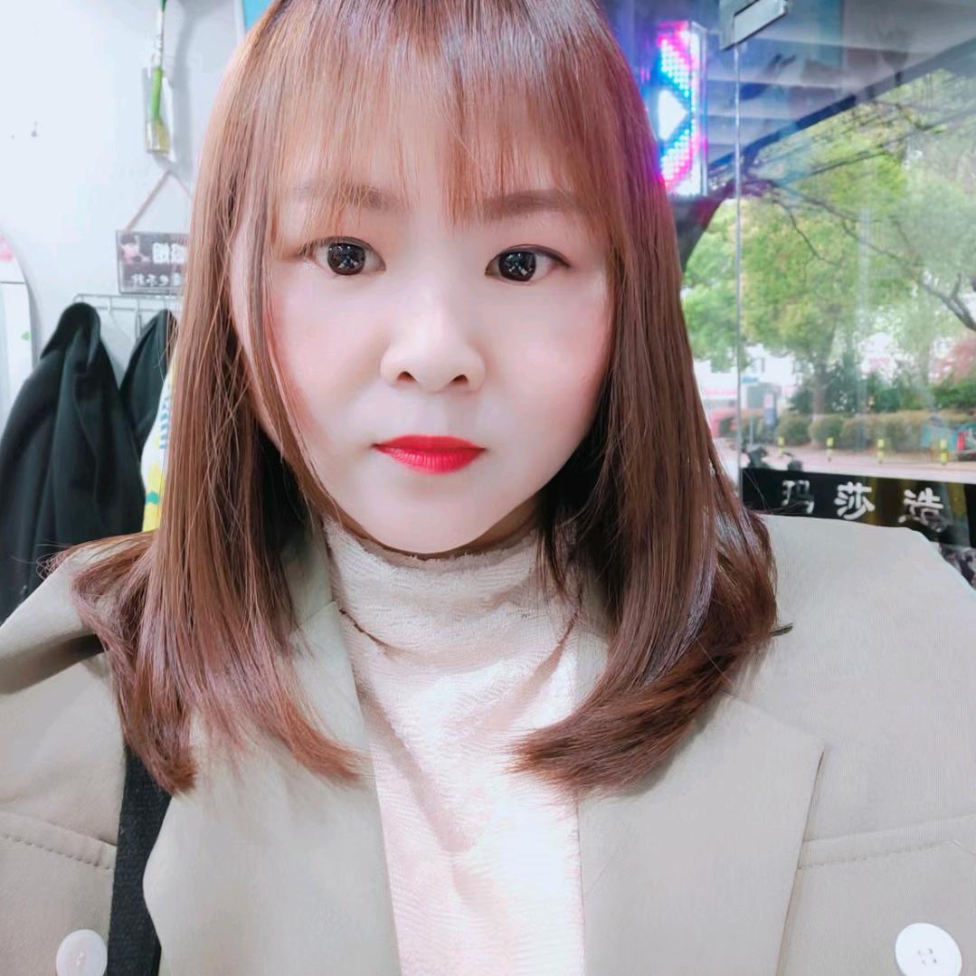 女汉子。