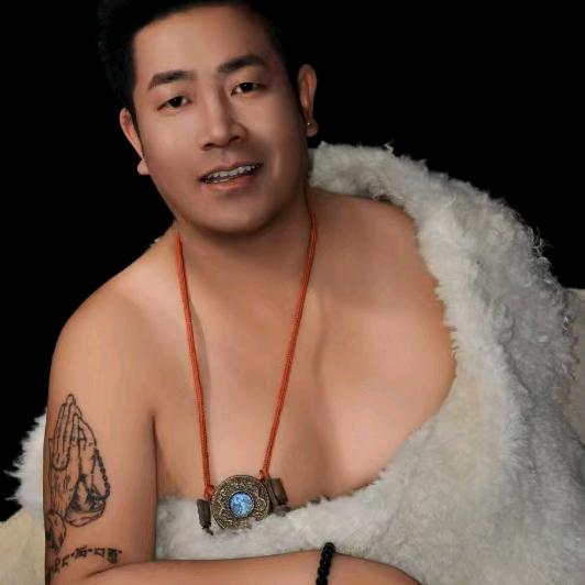 雪域拉达嘎布多索索