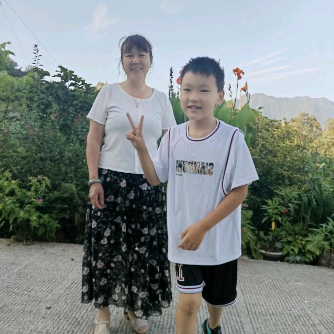 小鸟依人橱窗有好物分享