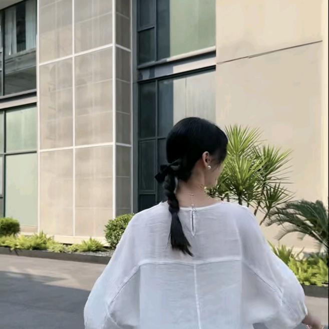 @卢梅
